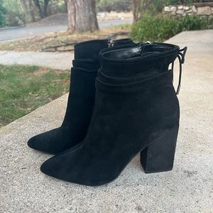 Vince Camuto Slouchy Black Bootie size 8